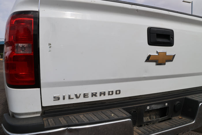 2018 Chevrolet Silverado 2500HD LT Diesel Pickup – Stock #0018