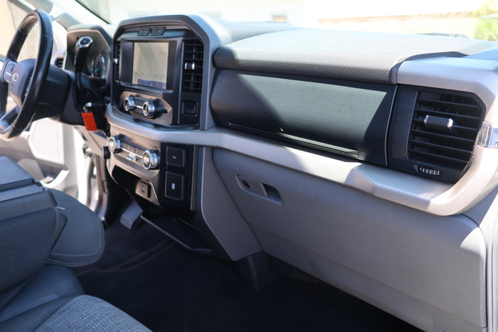 2021 Ford F-150 XLT SuperCrew Cab Pickup – Stock #0028
