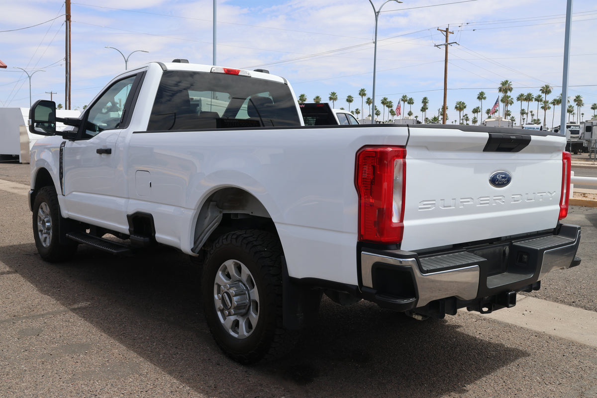 2008 Ford F-450 Super Duty XLT Crew Cab Diesel Pickup – Stock #0038