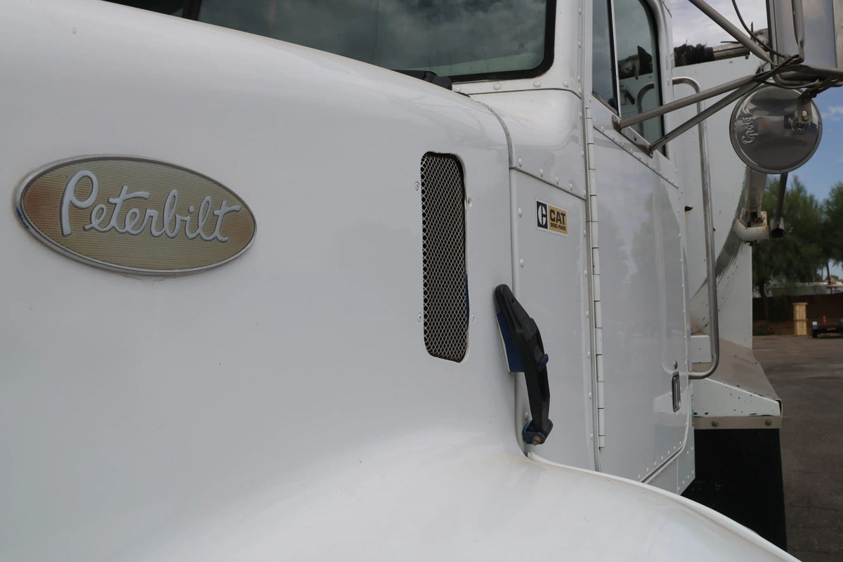 1998 Peterbilt 330 – Stock #0049