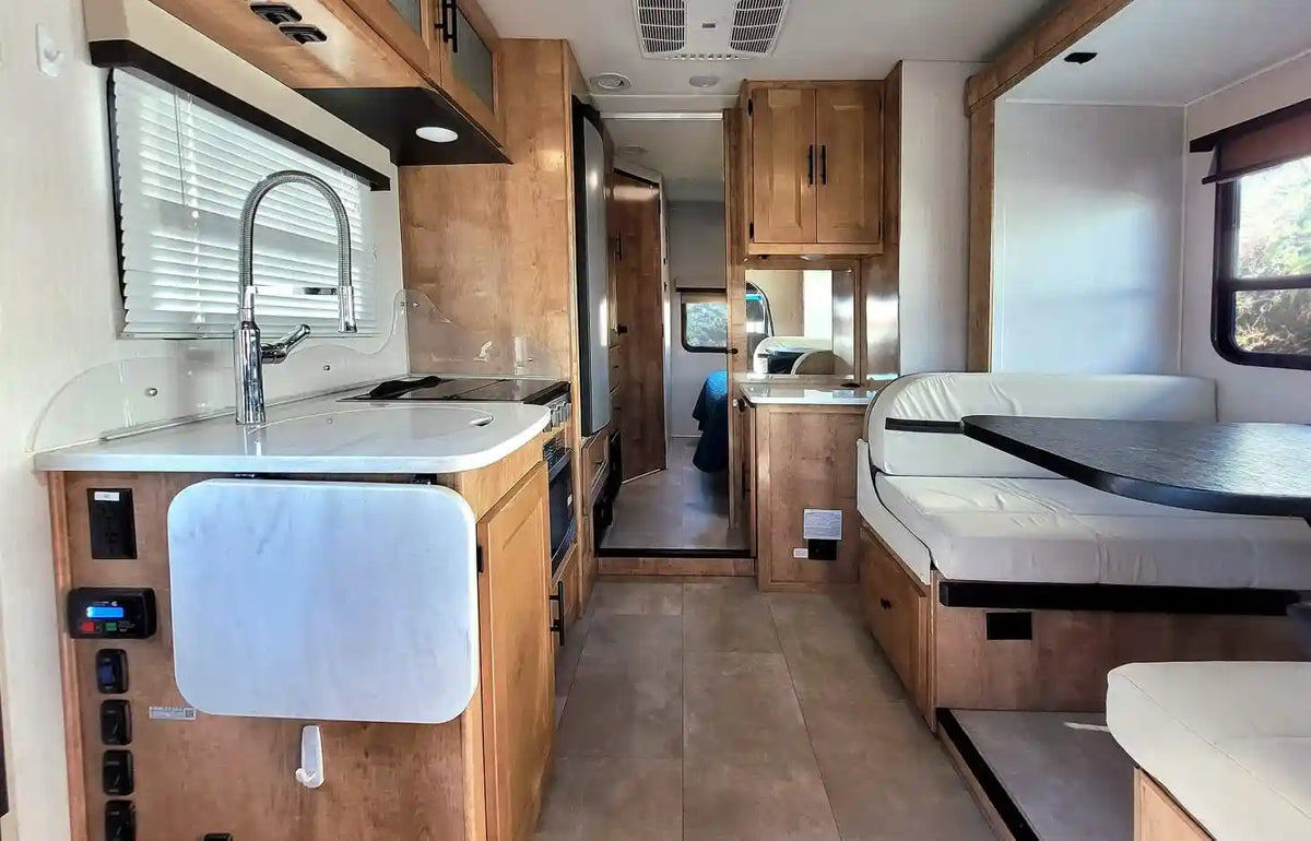 2020 COACHMEN RV Prism Elite 24EE – Stock #consign2
