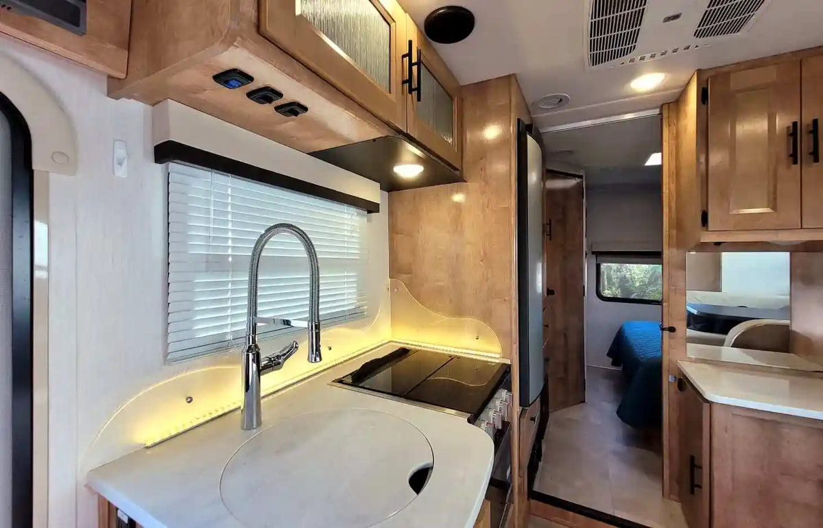 2020 COACHMEN RV Prism Elite 24EE – Stock #consign2