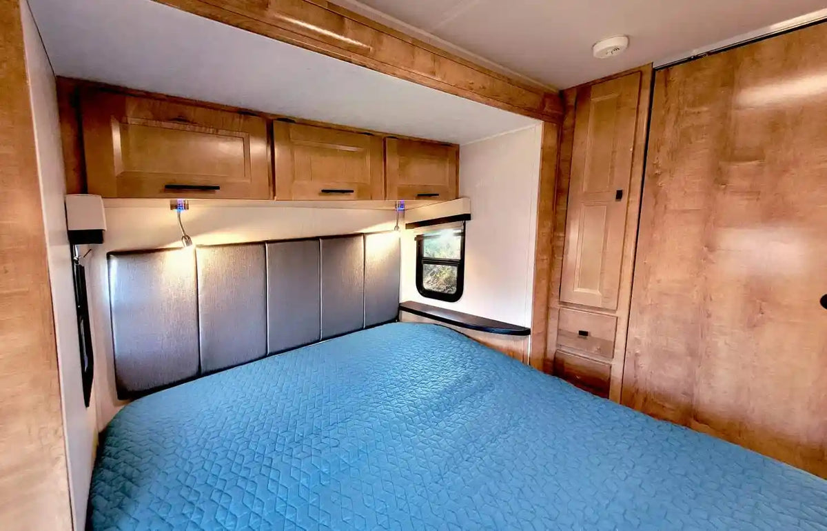 2020 COACHMEN RV Prism Elite 24EE – Stock #consign2