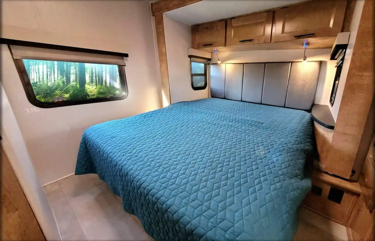 2020 COACHMEN RV Prism Elite 24EE – Stock #consign2
