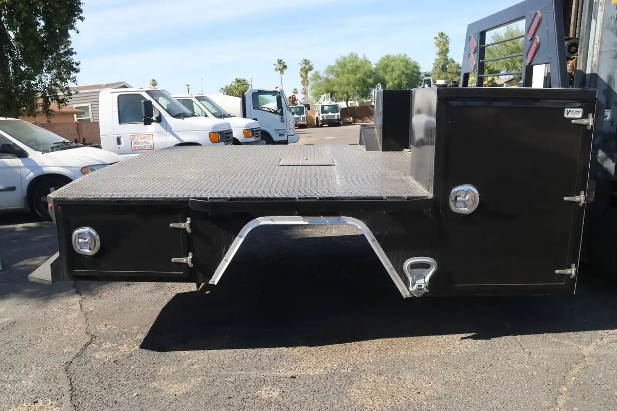 2024 VENTURES FLATBED BODY – Stock #1004