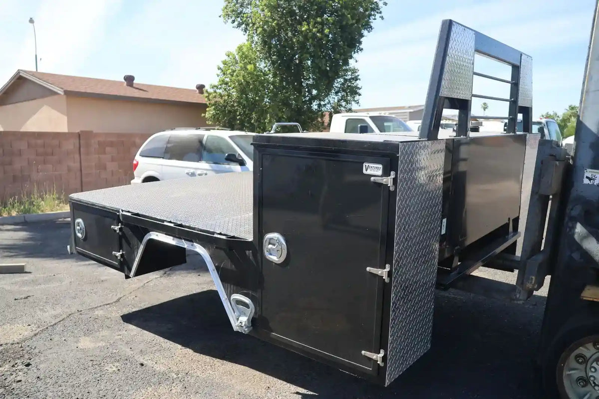 2024 VENTURES FLATBED BODY – Stock #1004