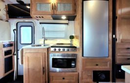 2018 Mercedes-Benz Sprinter 3500 Coachmen Prism Elite 24EE Diesel Class C Motorhome – Stock #0043