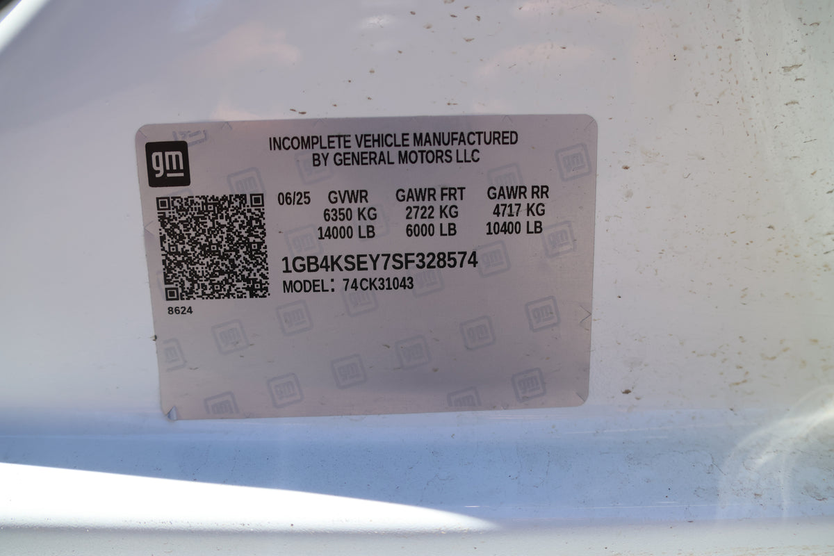 2025 Chevrolet Silverado 3500HD Work Truck Diesel Flatbed – Stock #0013