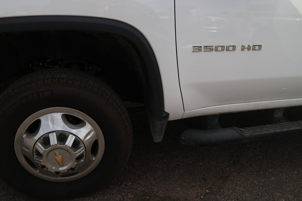 2024 Chevrolet Silverado 3500HD LT Diesel Flatbed – Stock #0030