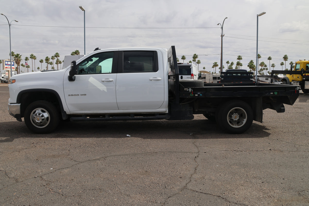2024 Chevrolet Silverado 3500HD LT Diesel Flatbed – Stock #0030