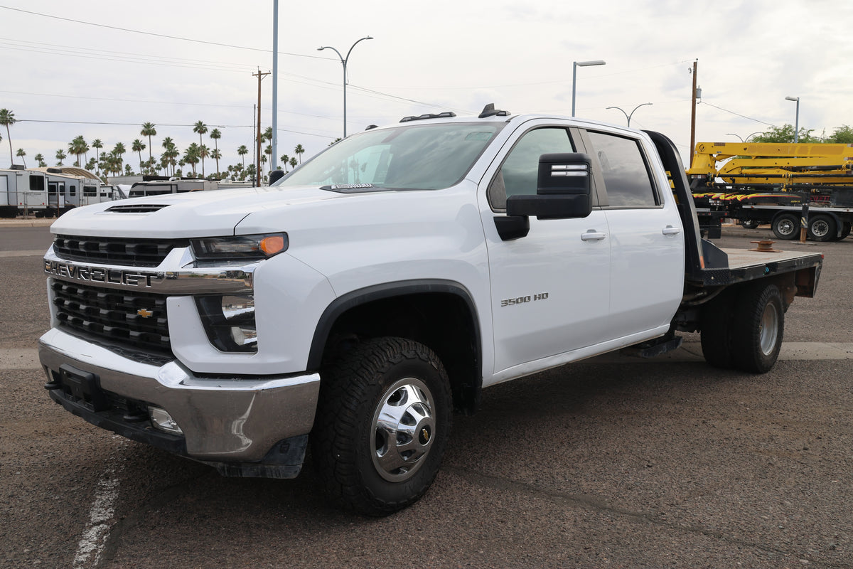 2022 Chevrolet Silverado 3500HD LT Diesel Flatbed – Stock #0031