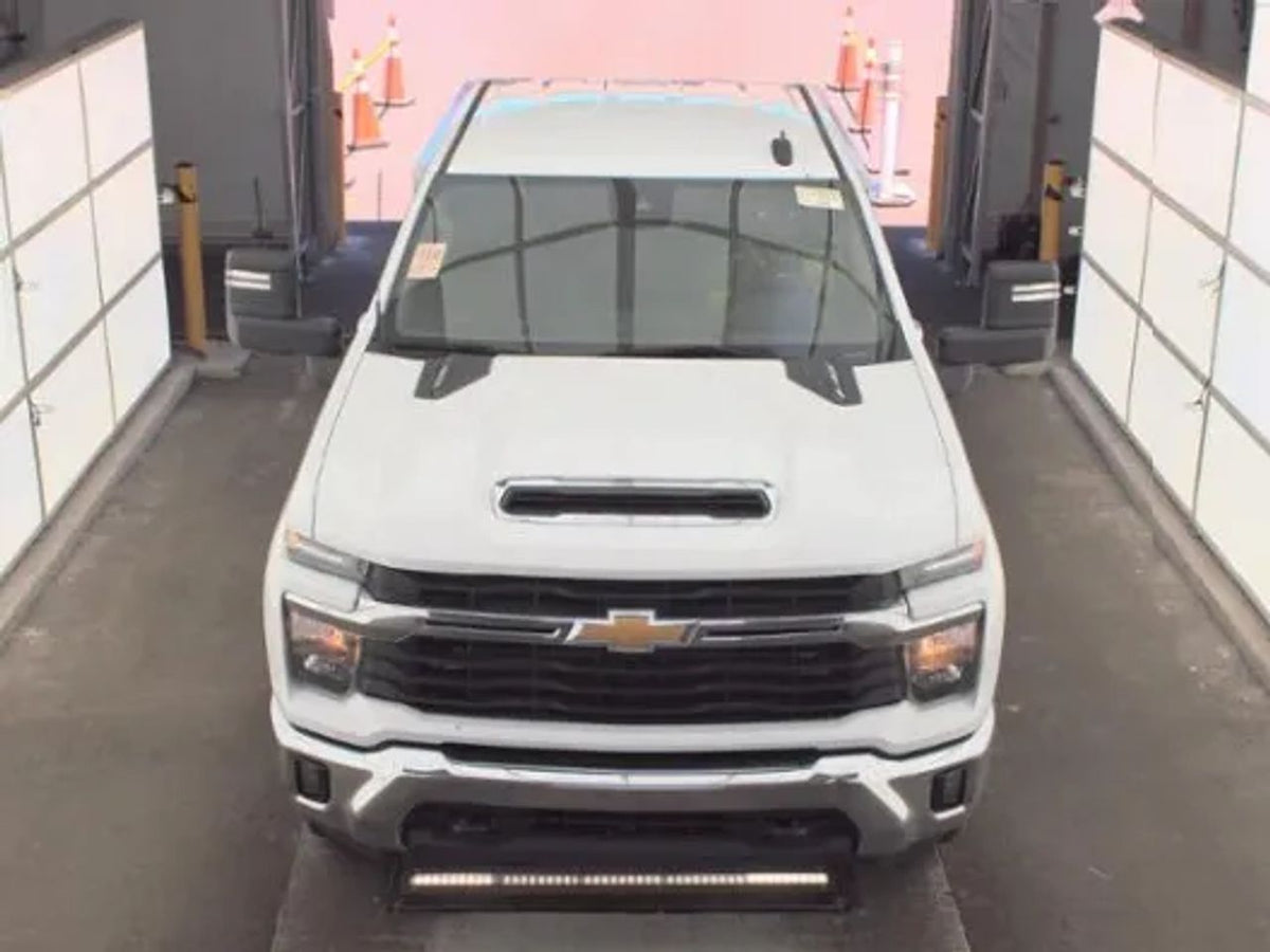 2025 Chevrolet Silverado 2500 HD LT Crew Cab – Stock #0047